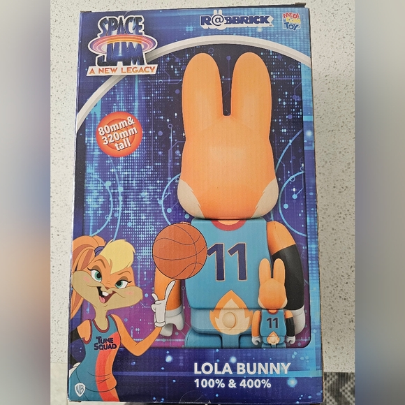 NIB Bearbrick x Space Jam: A New Legacy Rabbrick Lola Bunny 100% & 400% Set - Picture 4 of 12